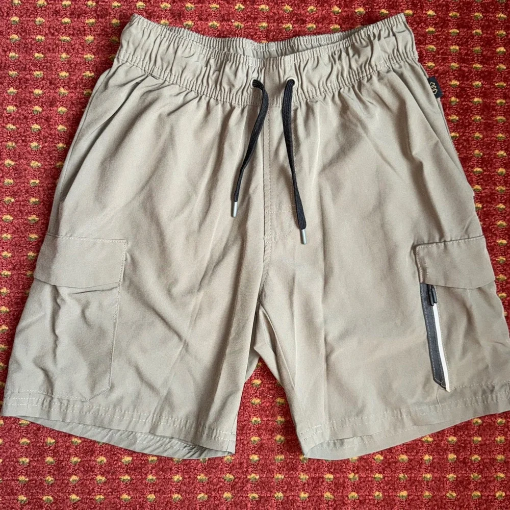 LEG3ND Discovery Cargo Shorts Mens Small Tan Excellent Elastic Waist Utility